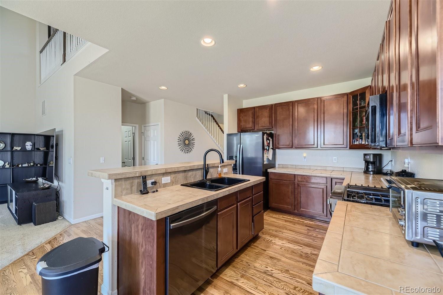 MLS Image #8 for 25191 e ottawa drive,aurora, Colorado