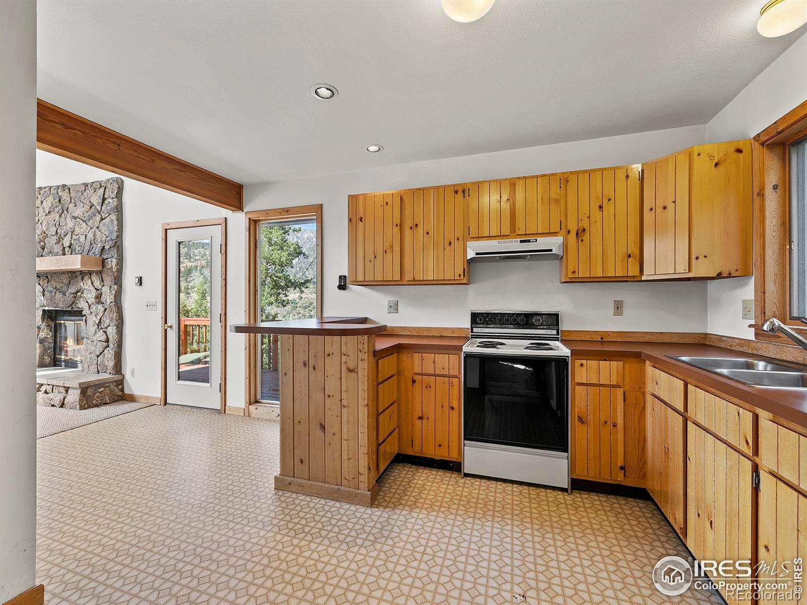 MLS Image #13 for 40  wild elk court,glen haven, Colorado