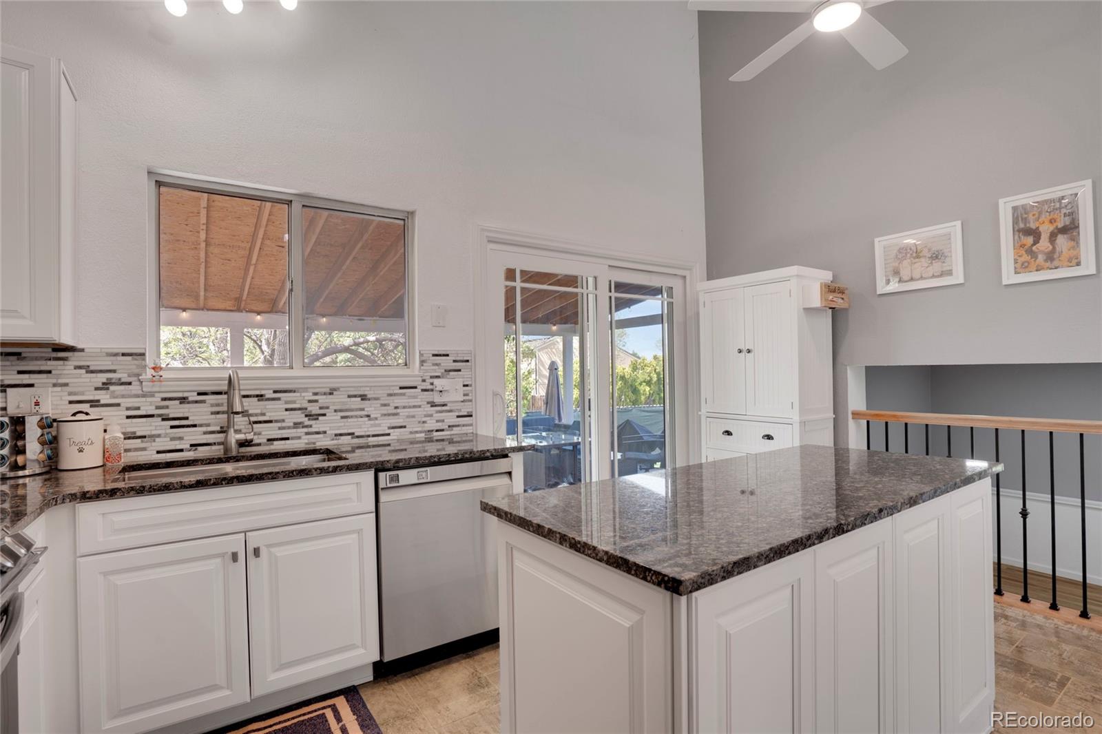 MLS Image #9 for 5566 s zinnia street,littleton, Colorado