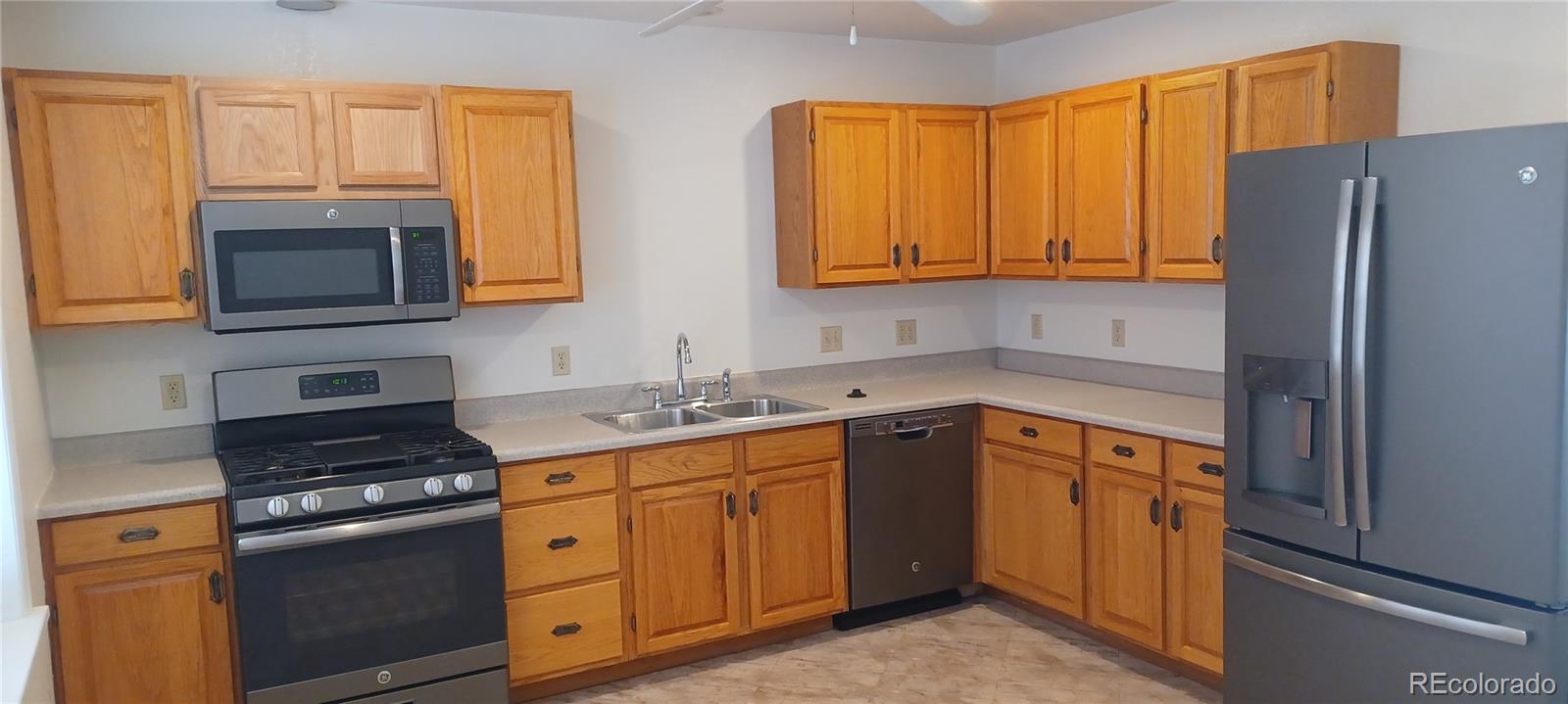 MLS Image #6 for 823  irving street,denver, Colorado