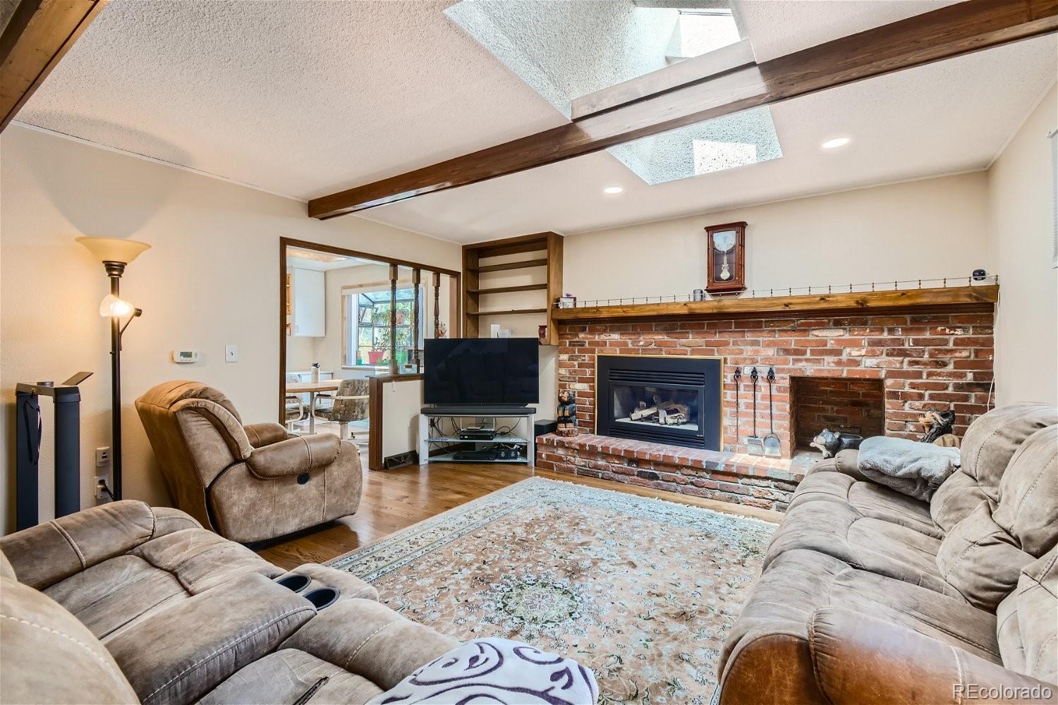 MLS Image #7 for 4055 s niagara way,denver, Colorado