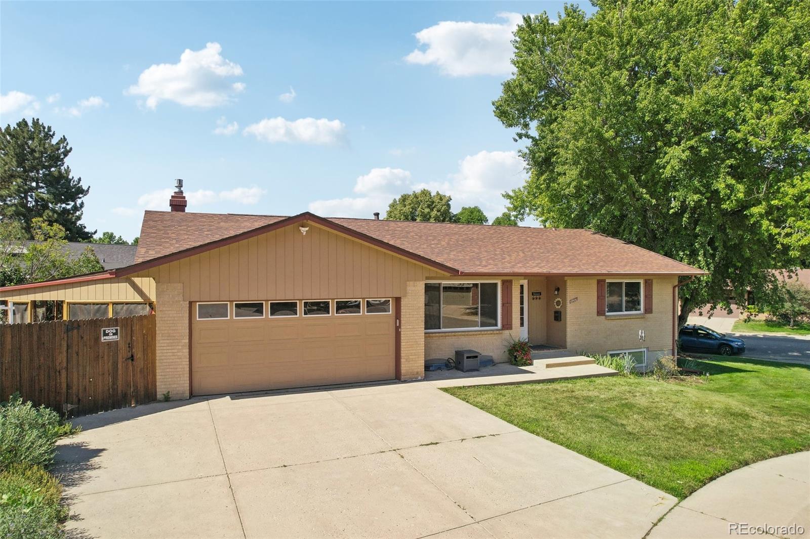 MLS Image #3 for 6906 e dickenson place,denver, Colorado