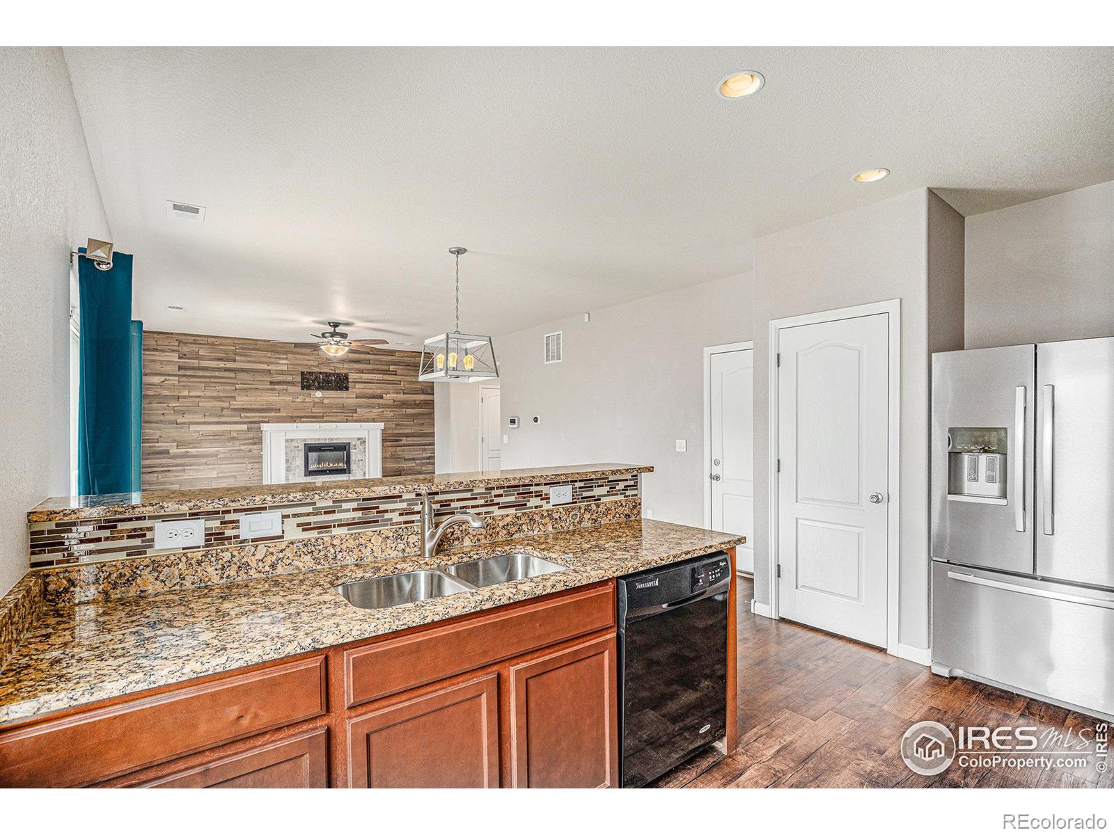 MLS Image #5 for 426  xavier drive,brighton, Colorado