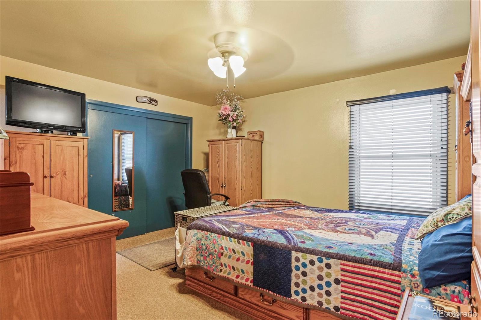 MLS Image #9 for 4401 s pearl street,englewood, Colorado