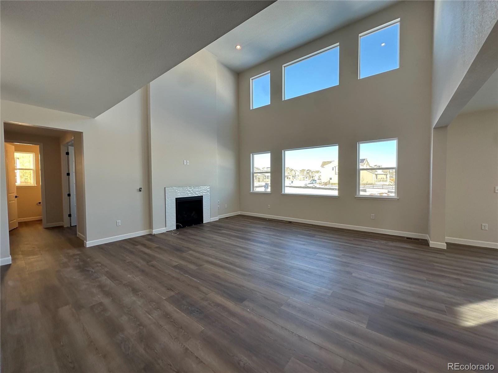 MLS Image #5 for 5503  riverbend avenue,firestone, Colorado