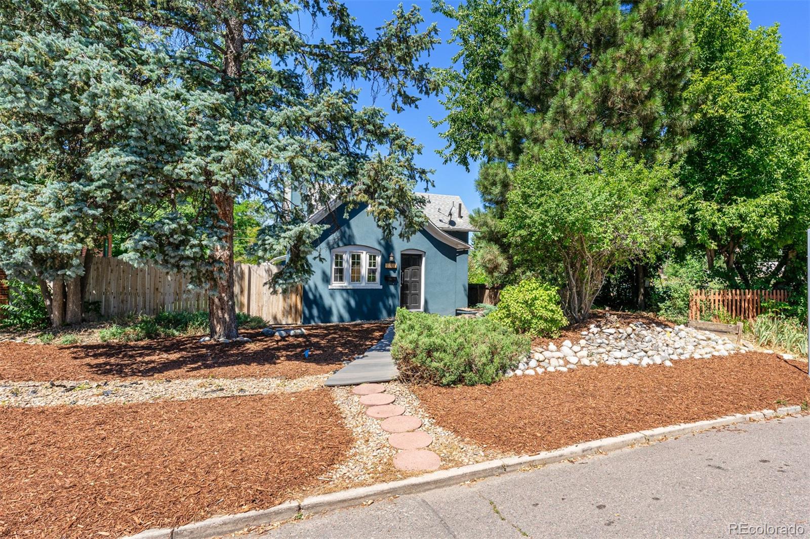 MLS Image #28 for 1445  niagara street,denver, Colorado