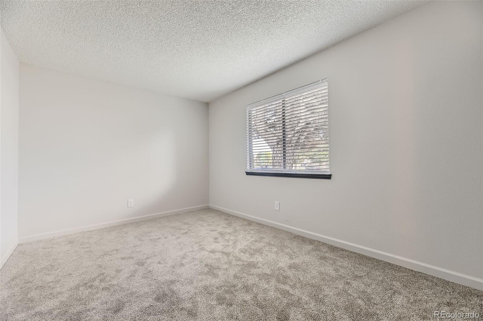 MLS Image #7 for 18195 e ohio avenue,aurora, Colorado