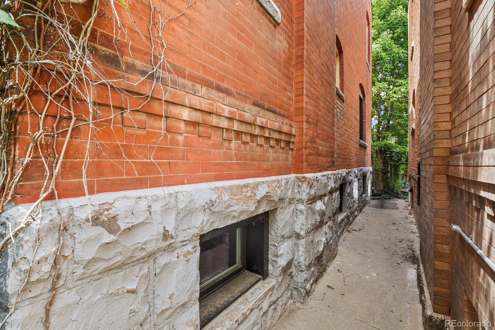 MLS Image #39 for 2235 n gilpin street,denver, Colorado