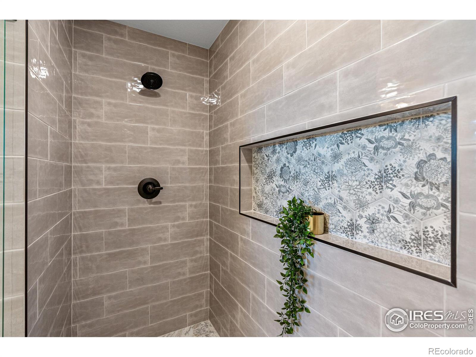 MLS Image #26 for 344  county road 16 1/2 ,longmont, Colorado