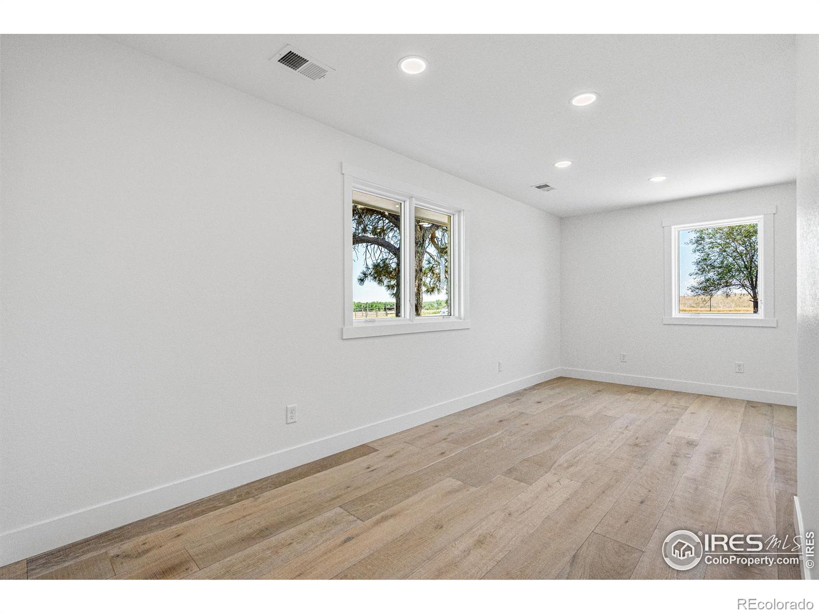 MLS Image #31 for 344  county road 16 1/2 ,longmont, Colorado