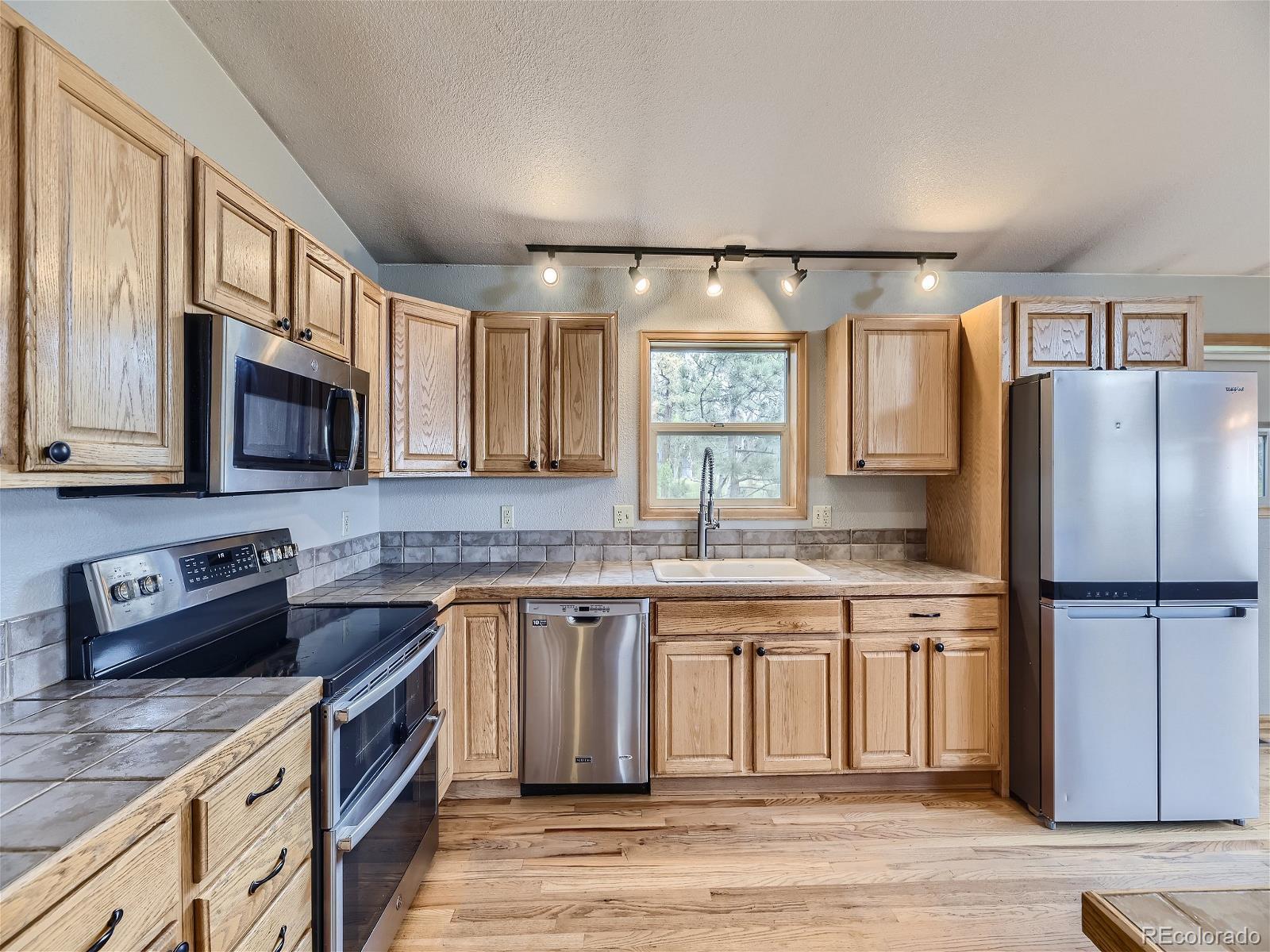 MLS Image #7 for 127 n pine drive,bailey, Colorado