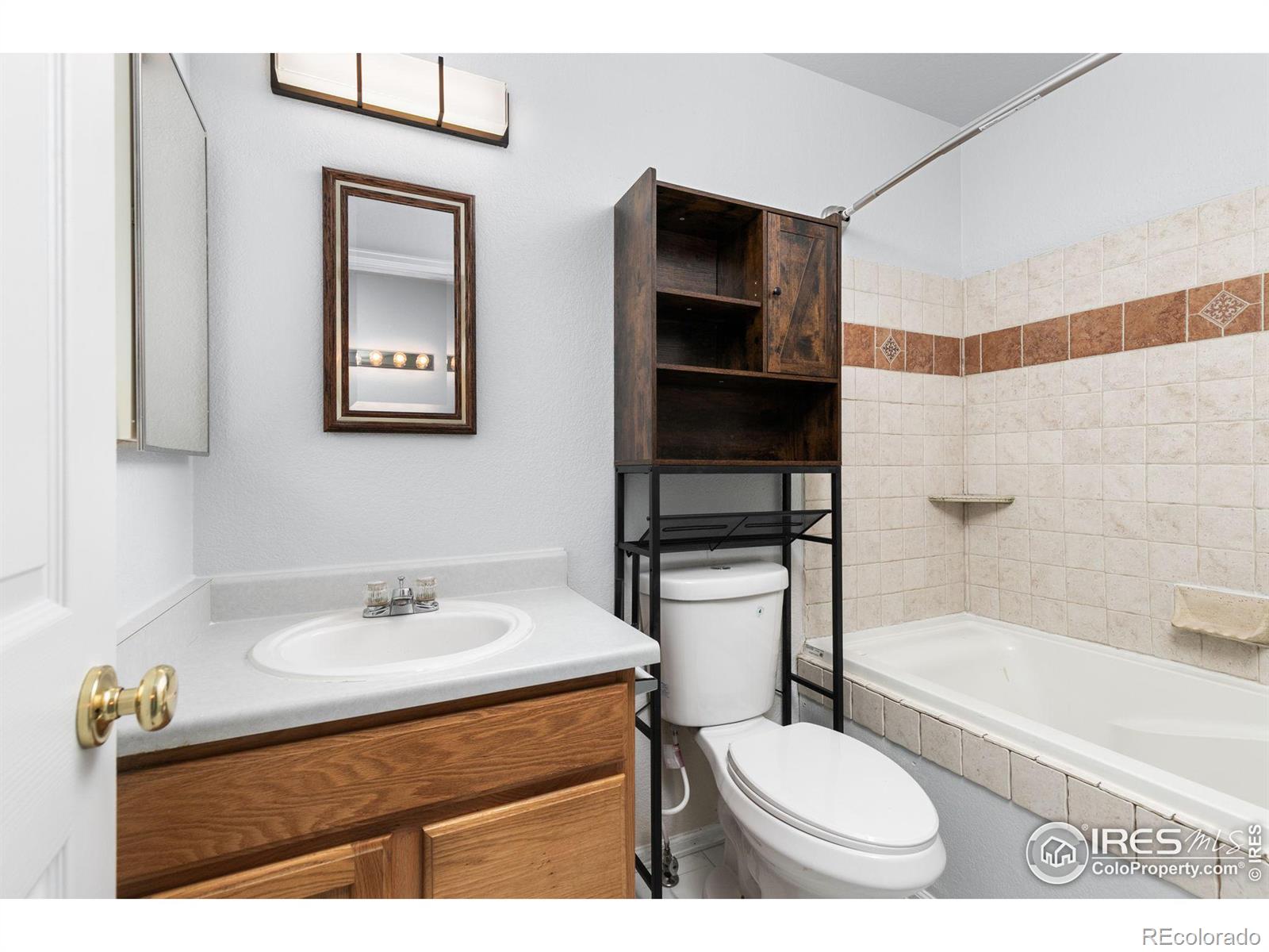 MLS Image #17 for 4072  georgetown drive,loveland, Colorado