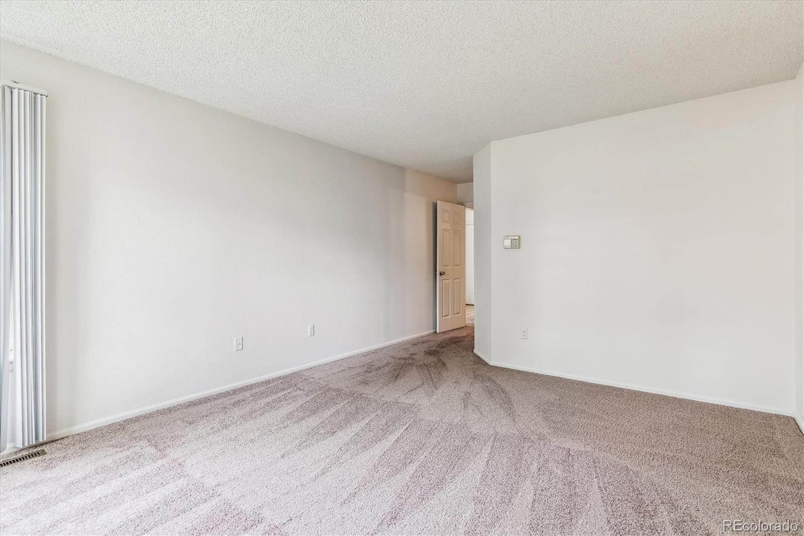 MLS Image #14 for 7927 e iowa avenue,denver, Colorado