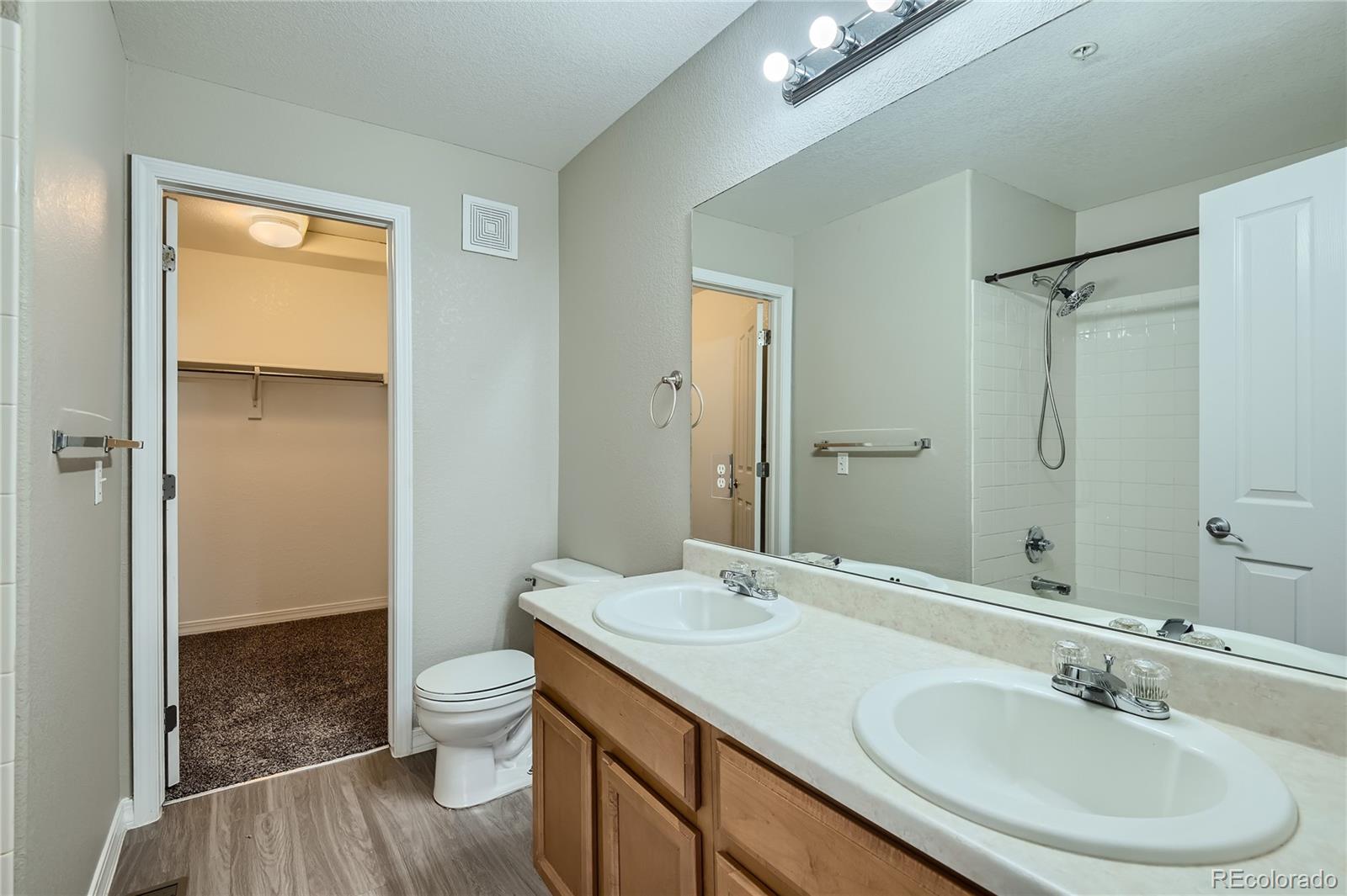 MLS Image #13 for 5733 s addison court b,aurora, Colorado