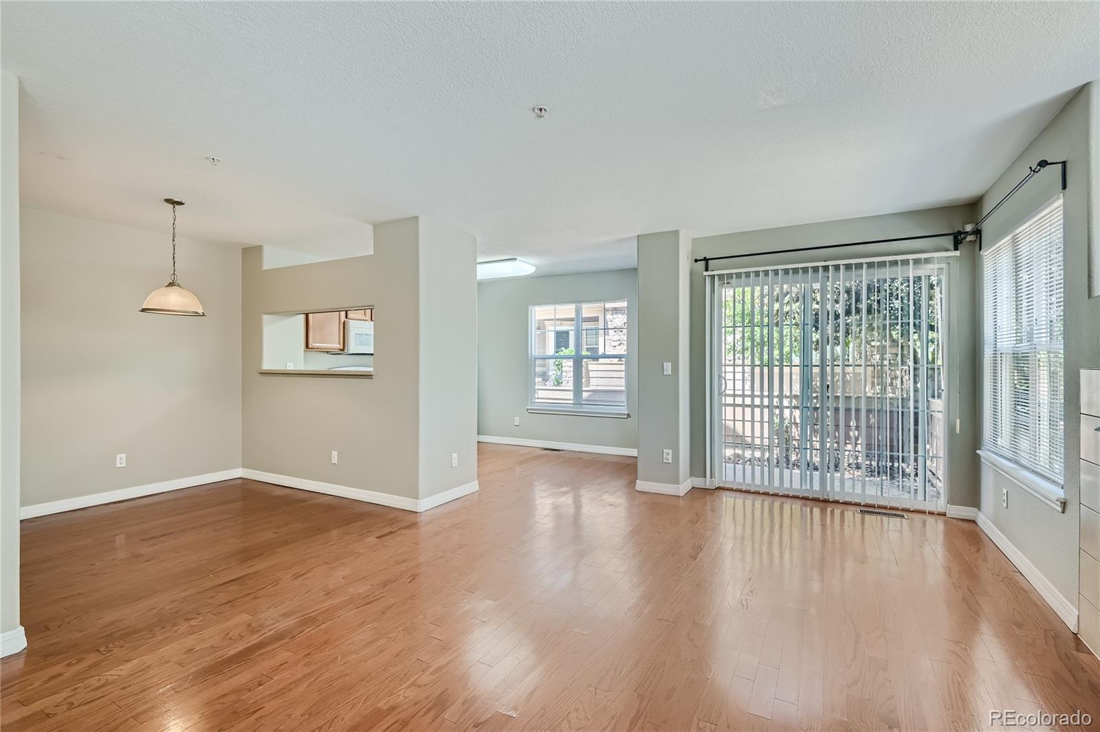 MLS Image #5 for 5733 s addison court b,aurora, Colorado