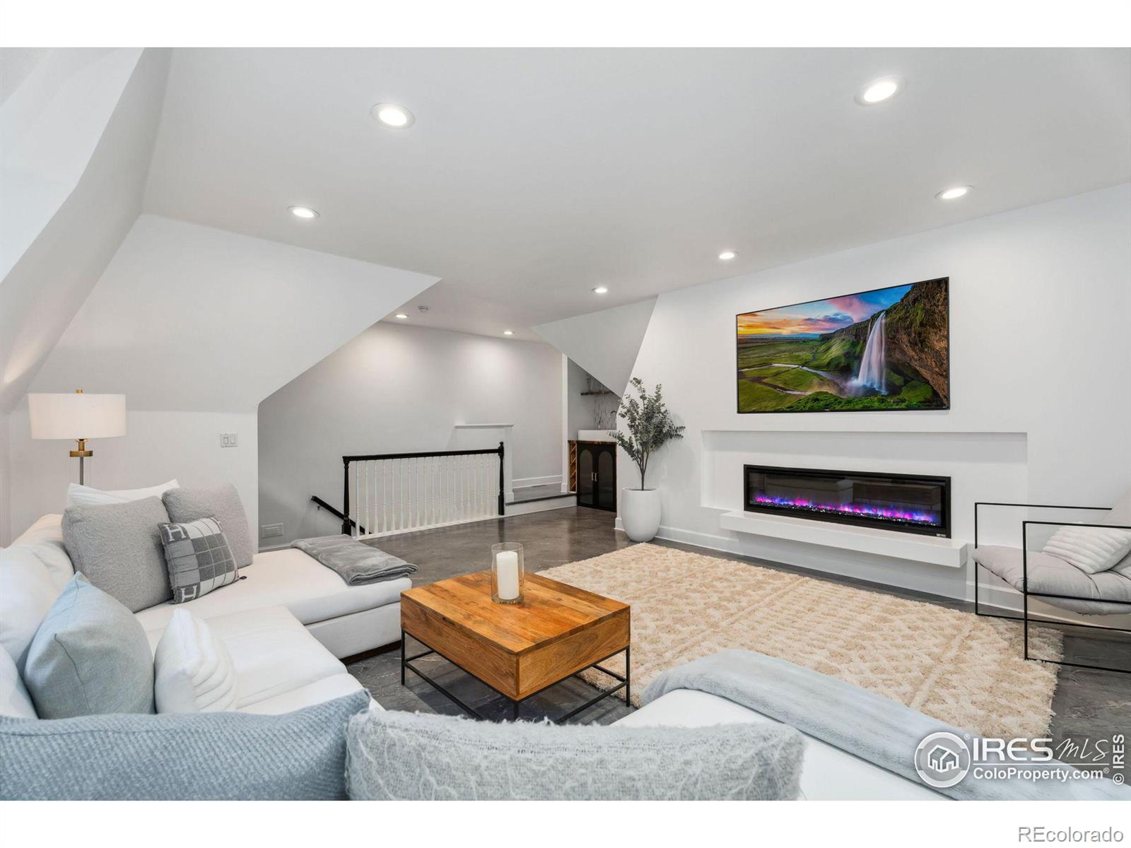 MLS Image #21 for 5113  abbey road,fort collins, Colorado