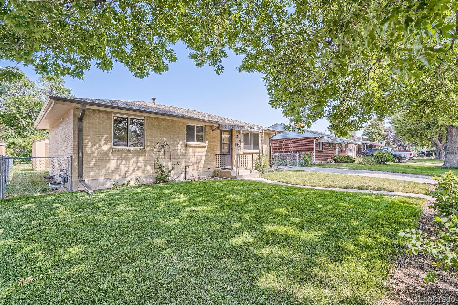 MLS Image #2 for 952 s ironton street,aurora, Colorado