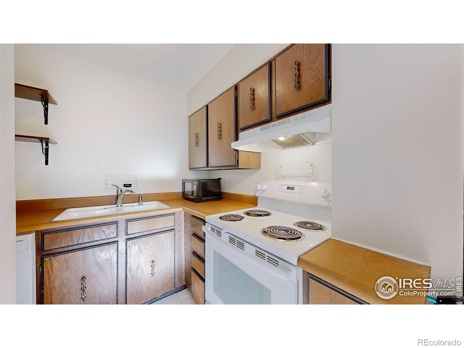 MLS Image #7 for 1705  heatheridge road,fort collins, Colorado