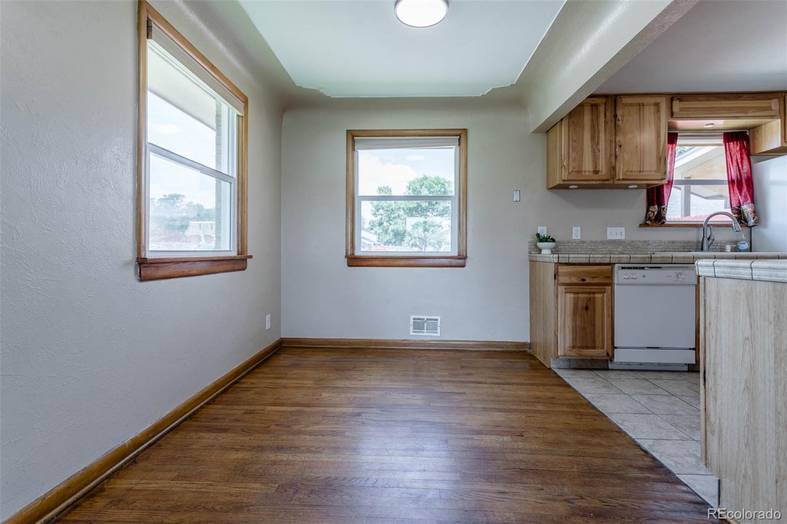 MLS Image #5 for 5275  carr street,arvada, Colorado