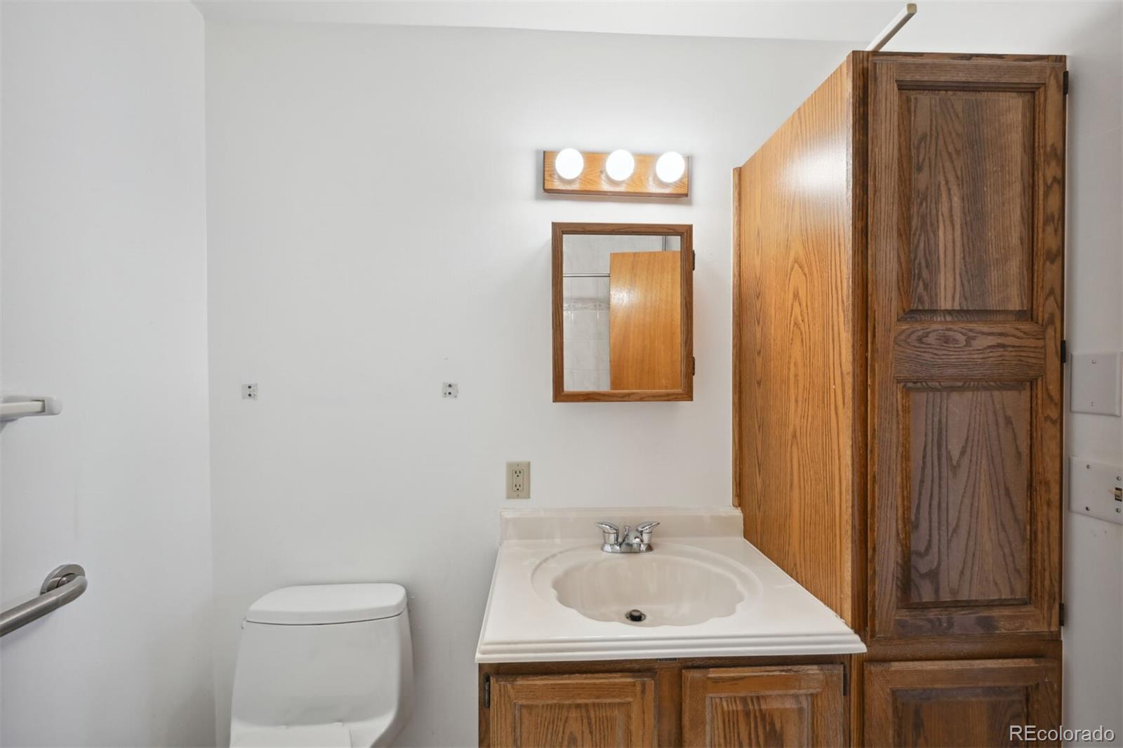 MLS Image #17 for 6905 w calahan avenue,lakewood, Colorado