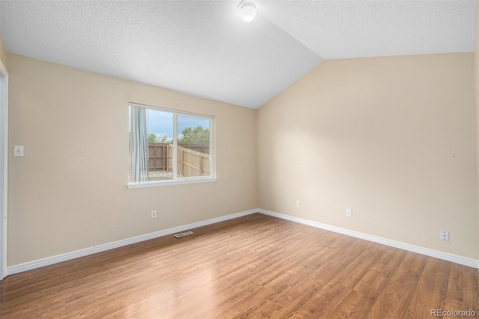 MLS Image #18 for 5286 e 128th drive,thornton, Colorado