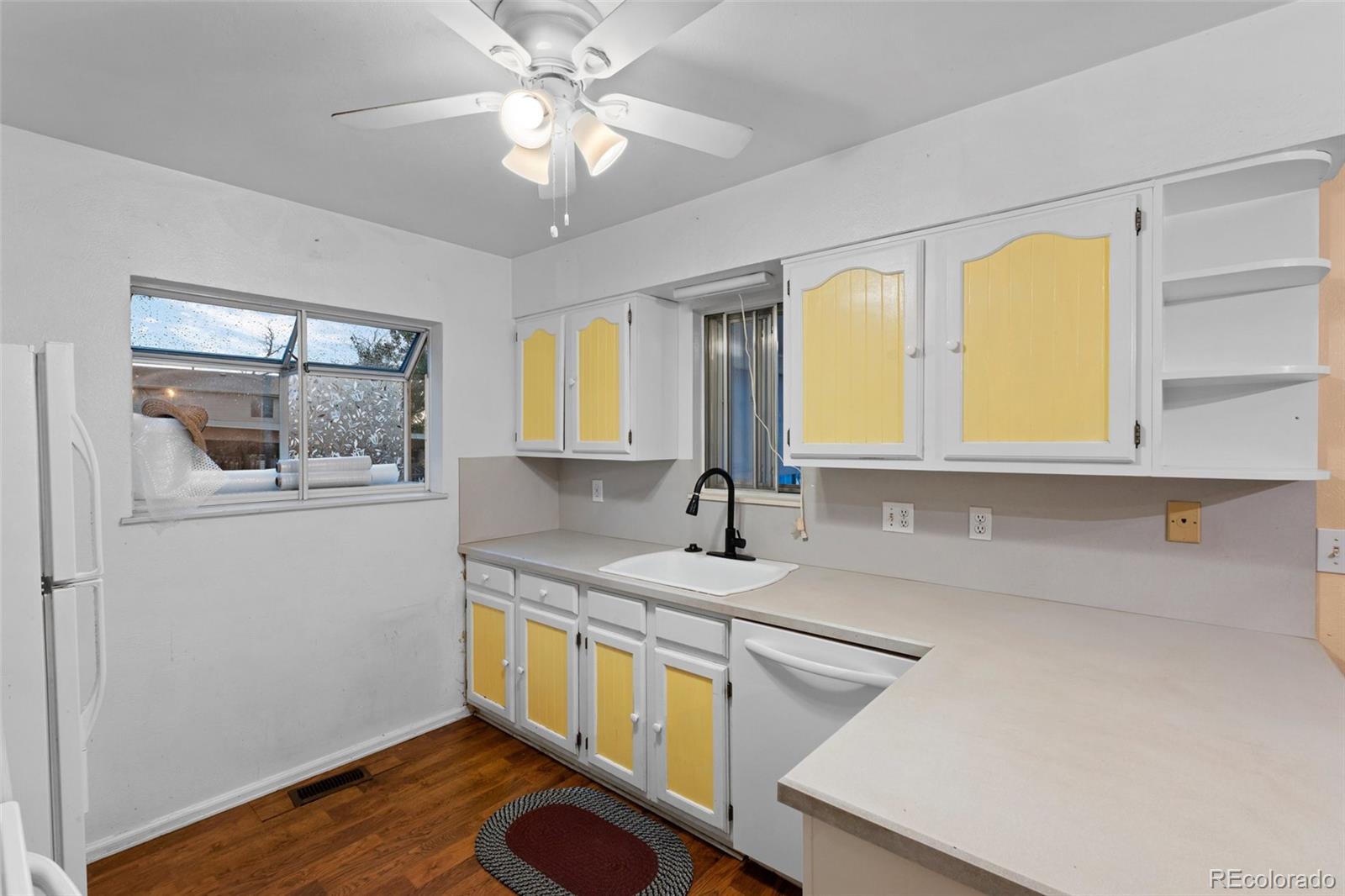 MLS Image #6 for 16143 e 18th place,aurora, Colorado