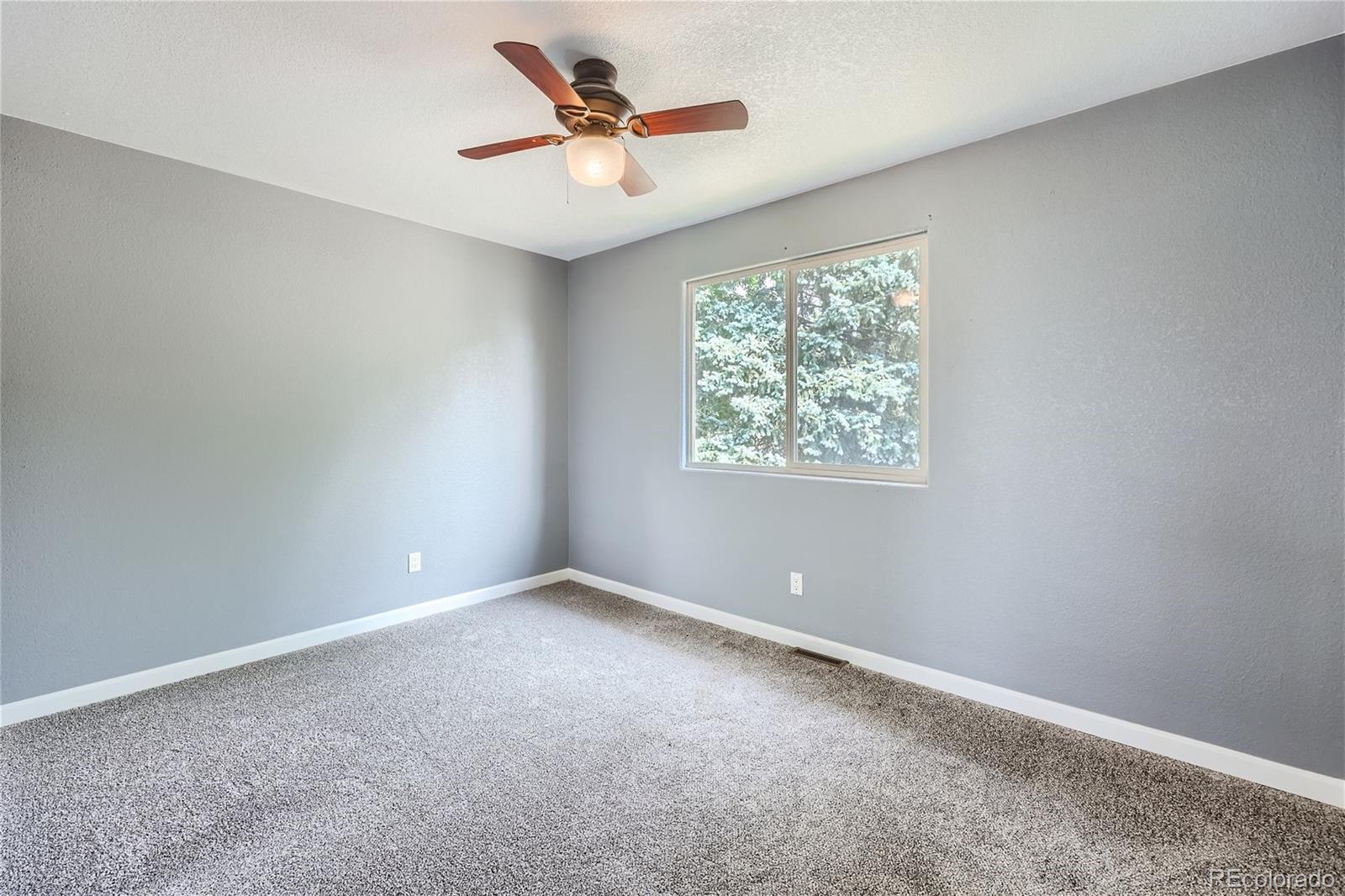 MLS Image #10 for 4443 s eagle circle,aurora, Colorado