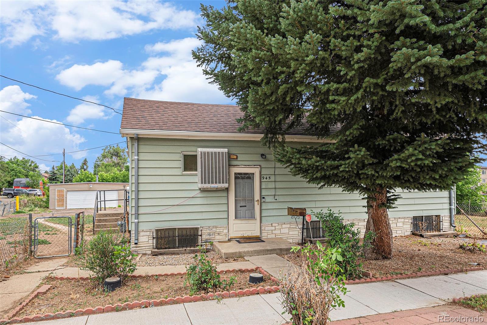 CMA Image for 945  Caledonia Street,Louisville, Colorado