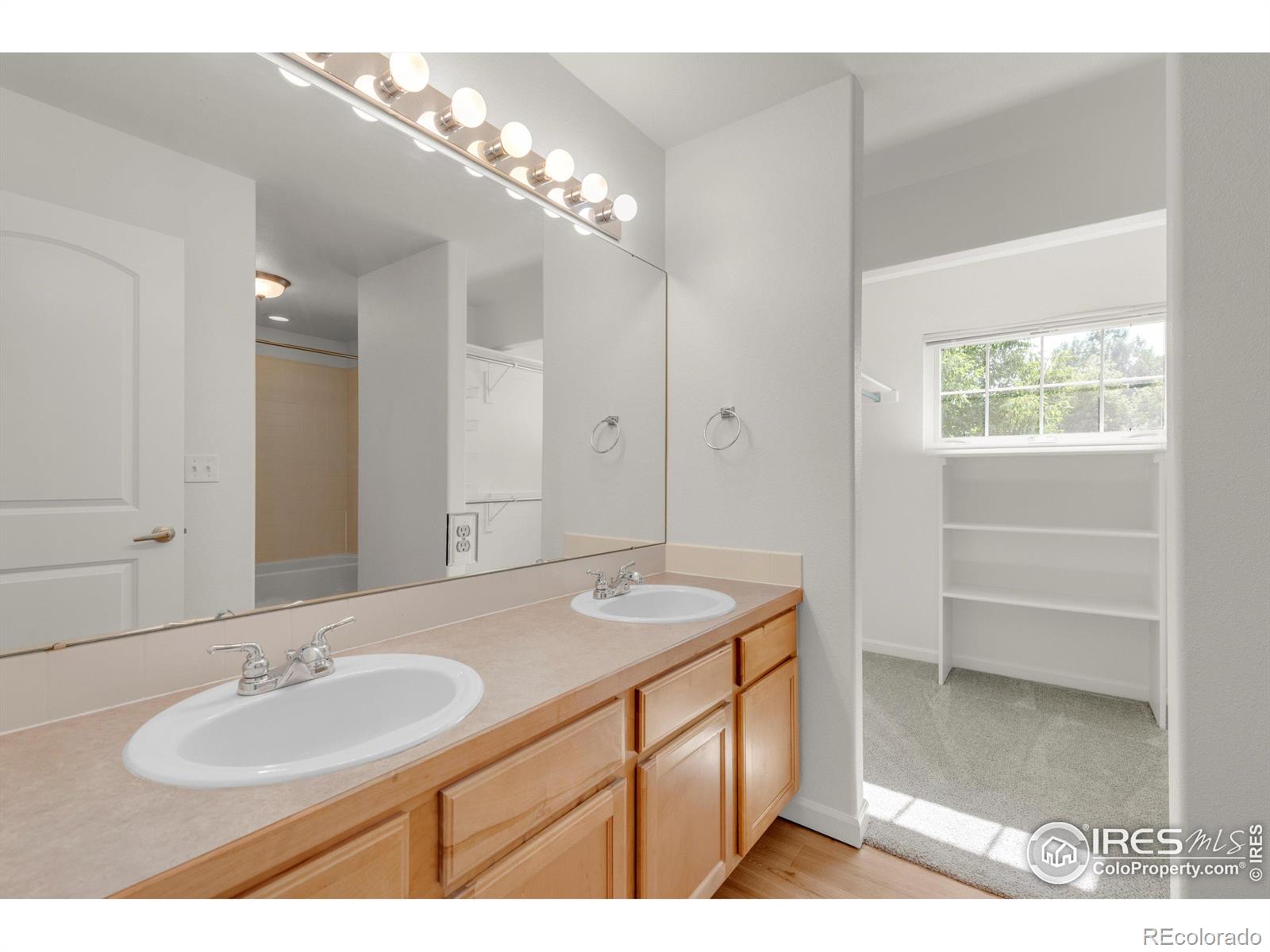 MLS Image #23 for 327  8th street,berthoud, Colorado