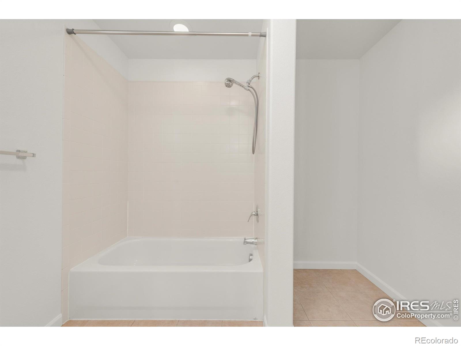 MLS Image #24 for 327  8th street,berthoud, Colorado