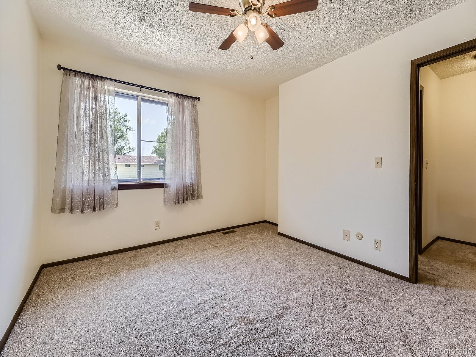 MLS Image #6 for 1924 s oswego way,aurora, Colorado