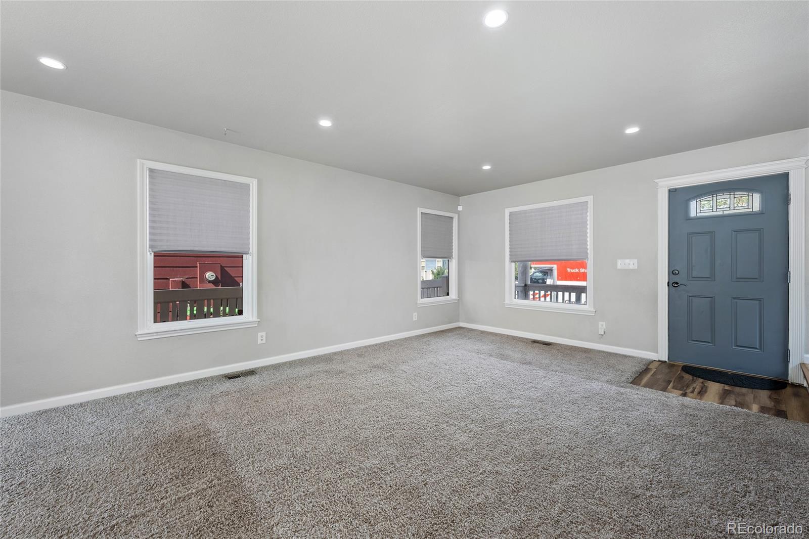 MLS Image #5 for 10722  dayton way,commerce city, Colorado