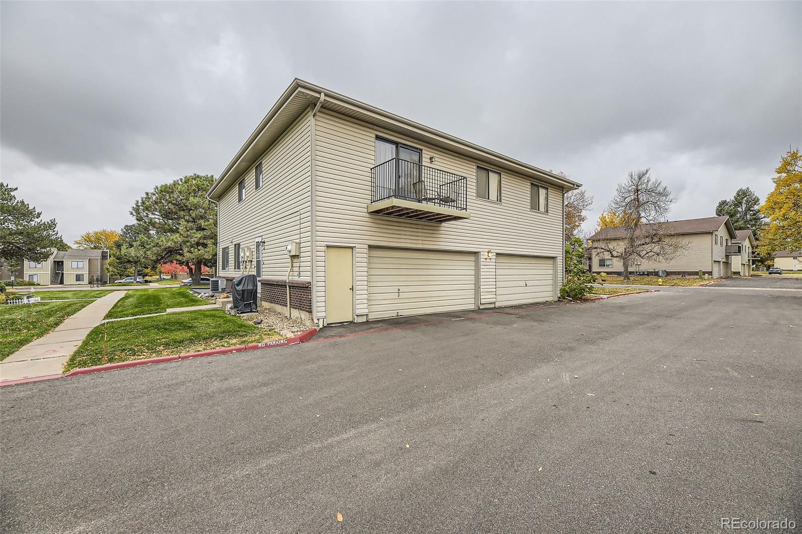 MLS Image #12 for 3225 s garrison street,lakewood, Colorado