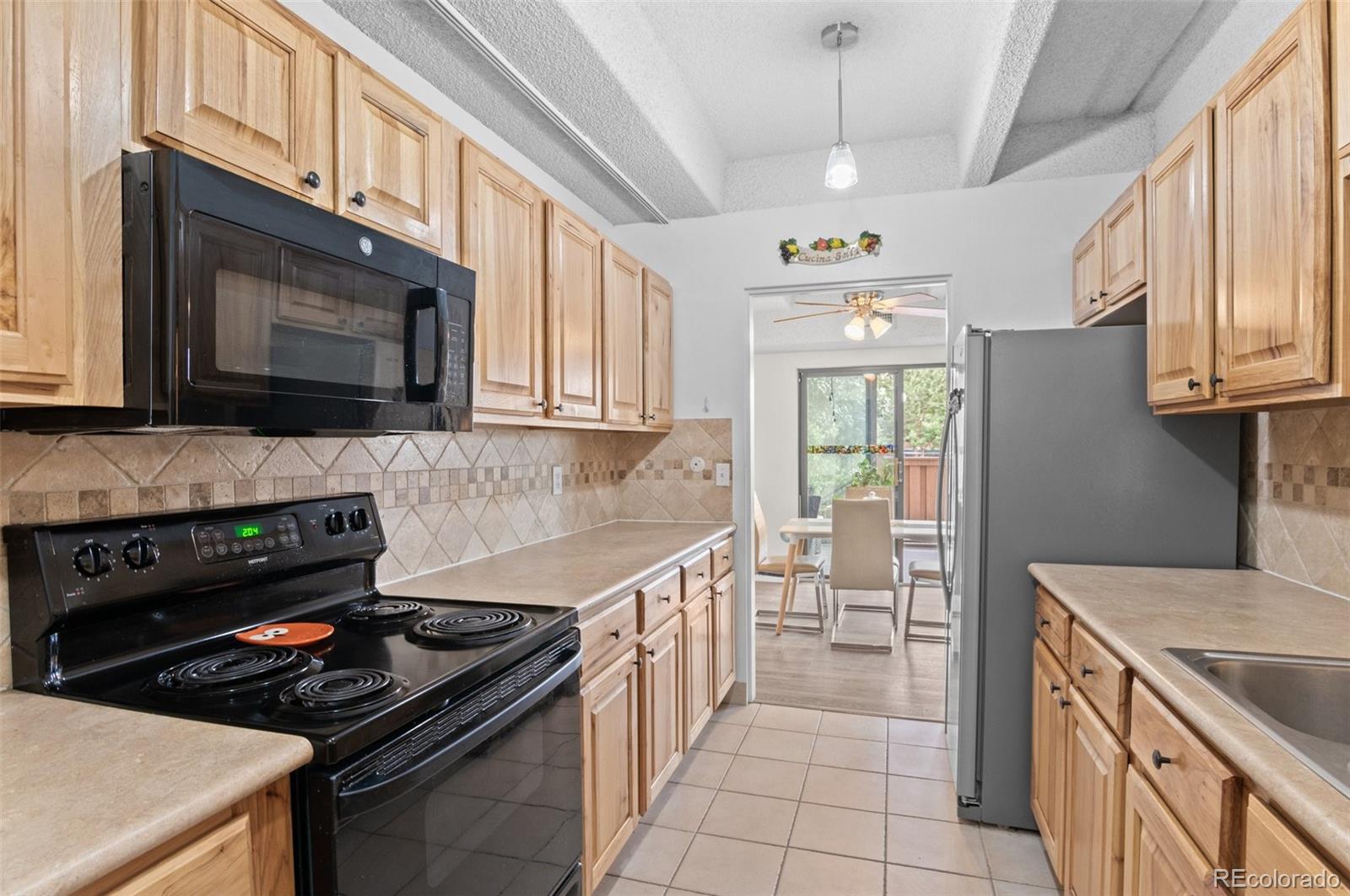 MLS Image #18 for 7877 e mississippi avenue,denver, Colorado