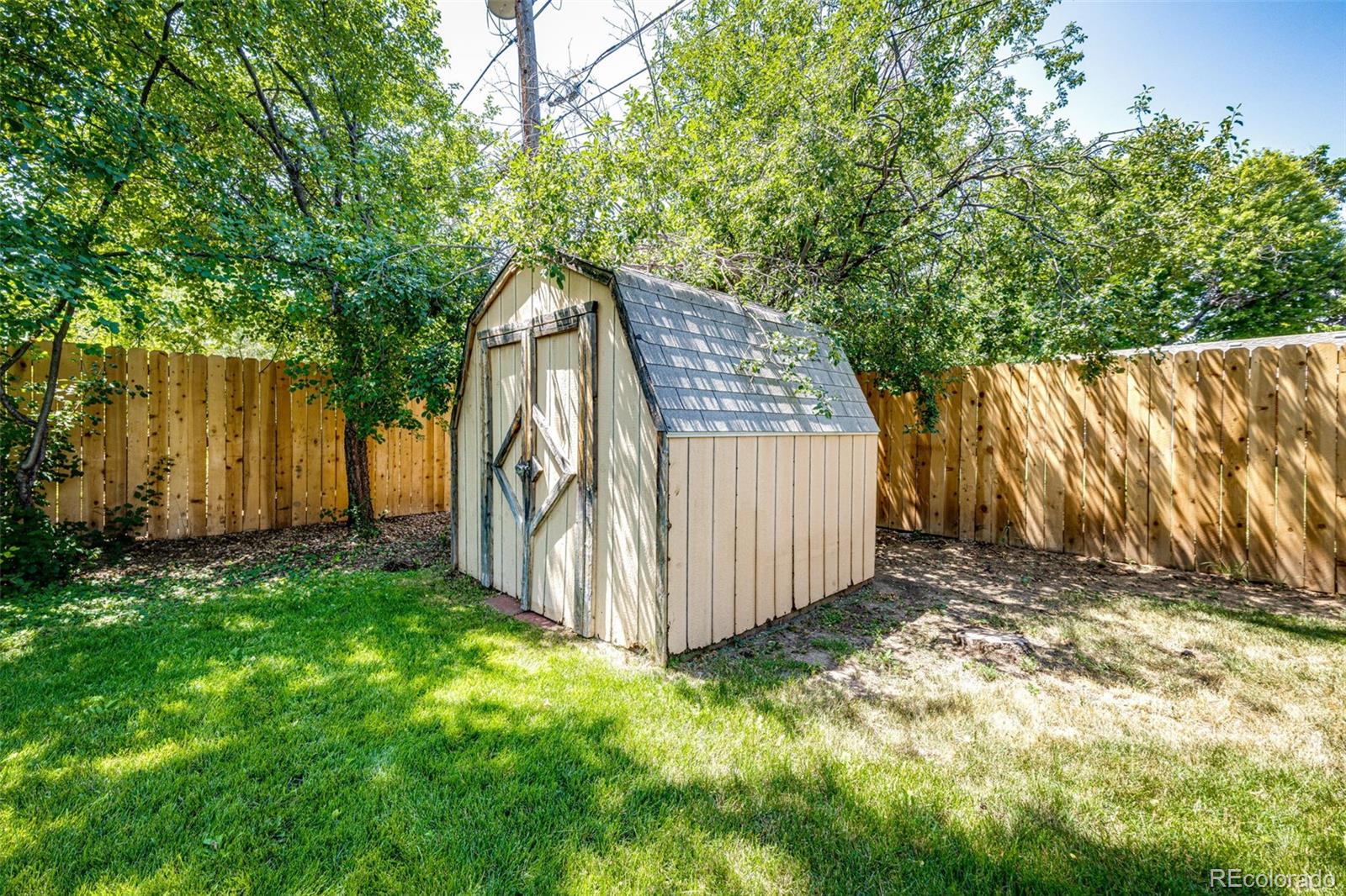 MLS Image #23 for 2435  poplar street,denver, Colorado