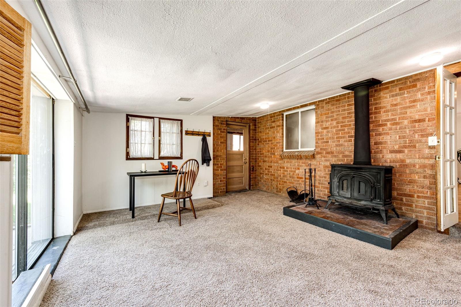 MLS Image #8 for 2435  poplar street,denver, Colorado