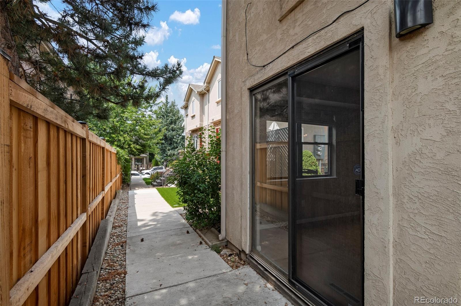 MLS Image #18 for 140  jackson street,denver, Colorado