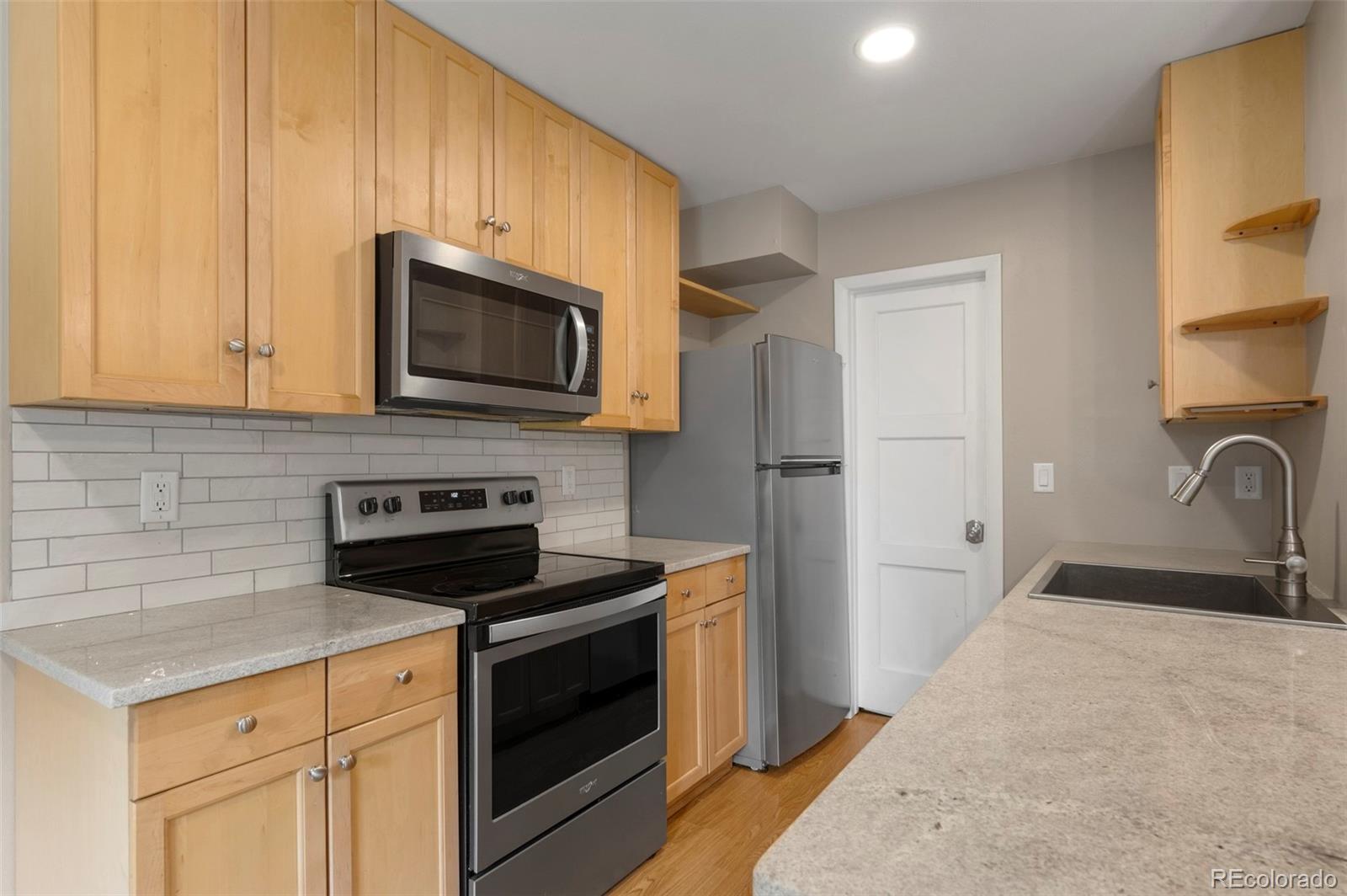 MLS Image #7 for 140  jackson street,denver, Colorado