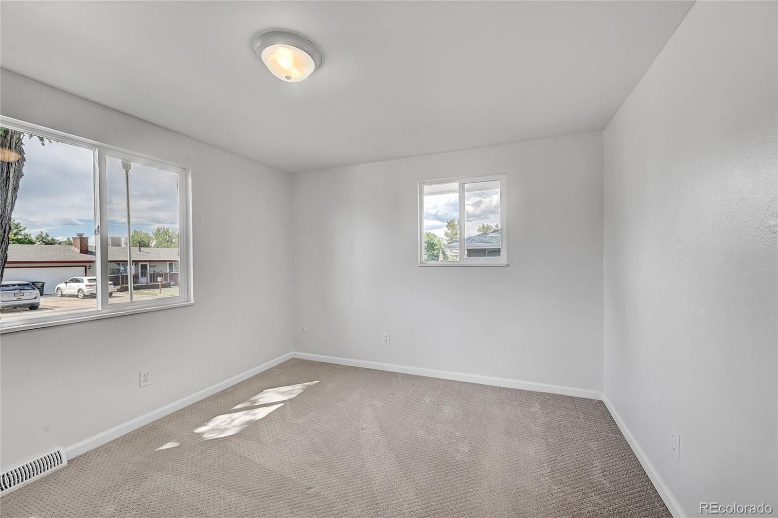 MLS Image #4 for 10063 w 68th way,arvada, Colorado