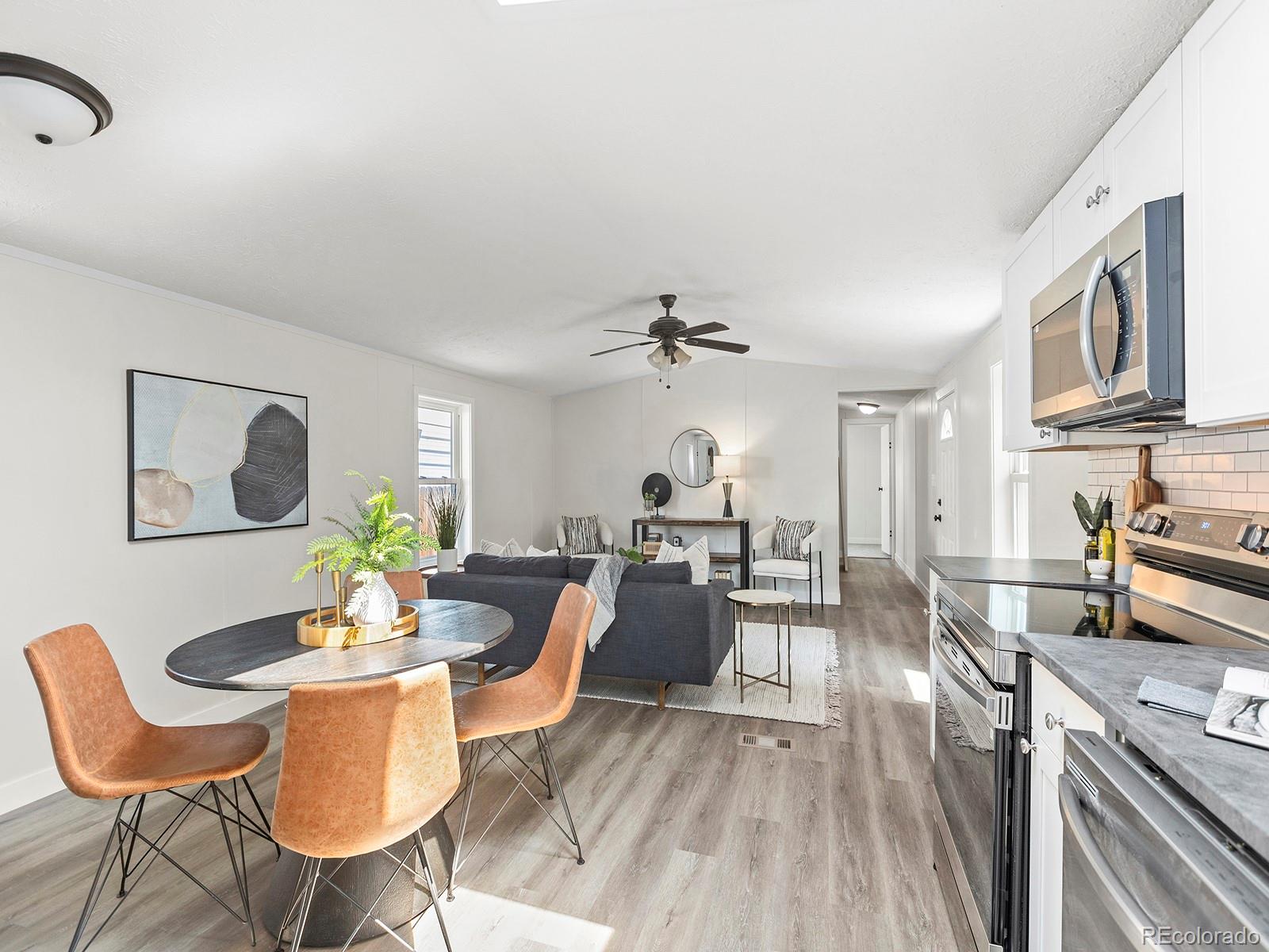 MLS Image #3 for 527  glen creighton drive,dacono, Colorado