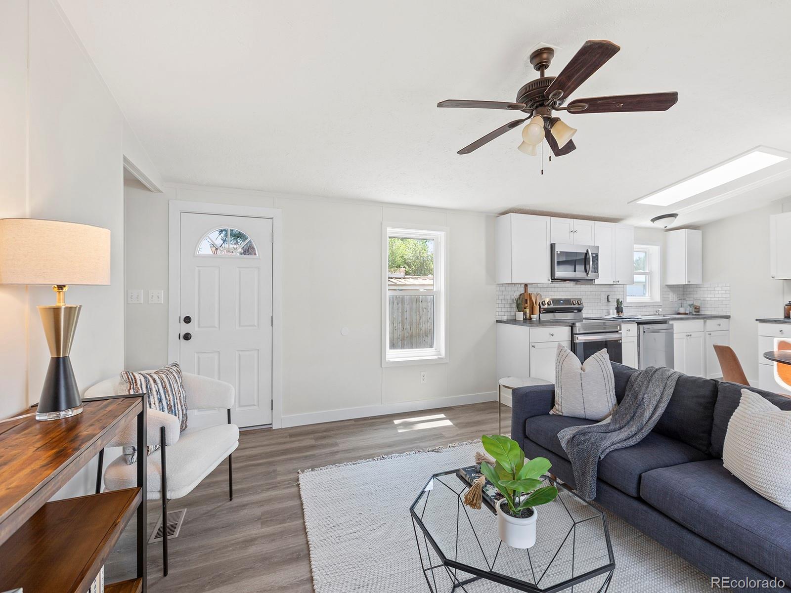 MLS Image #7 for 527  glen creighton drive,dacono, Colorado