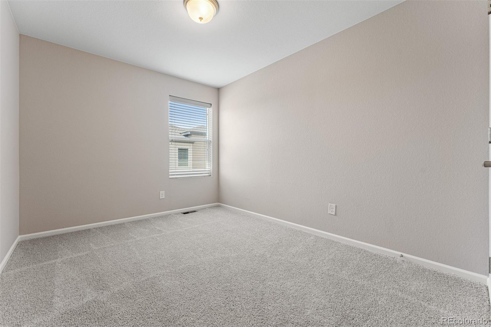 MLS Image #21 for 16088 e elk drive,denver, Colorado