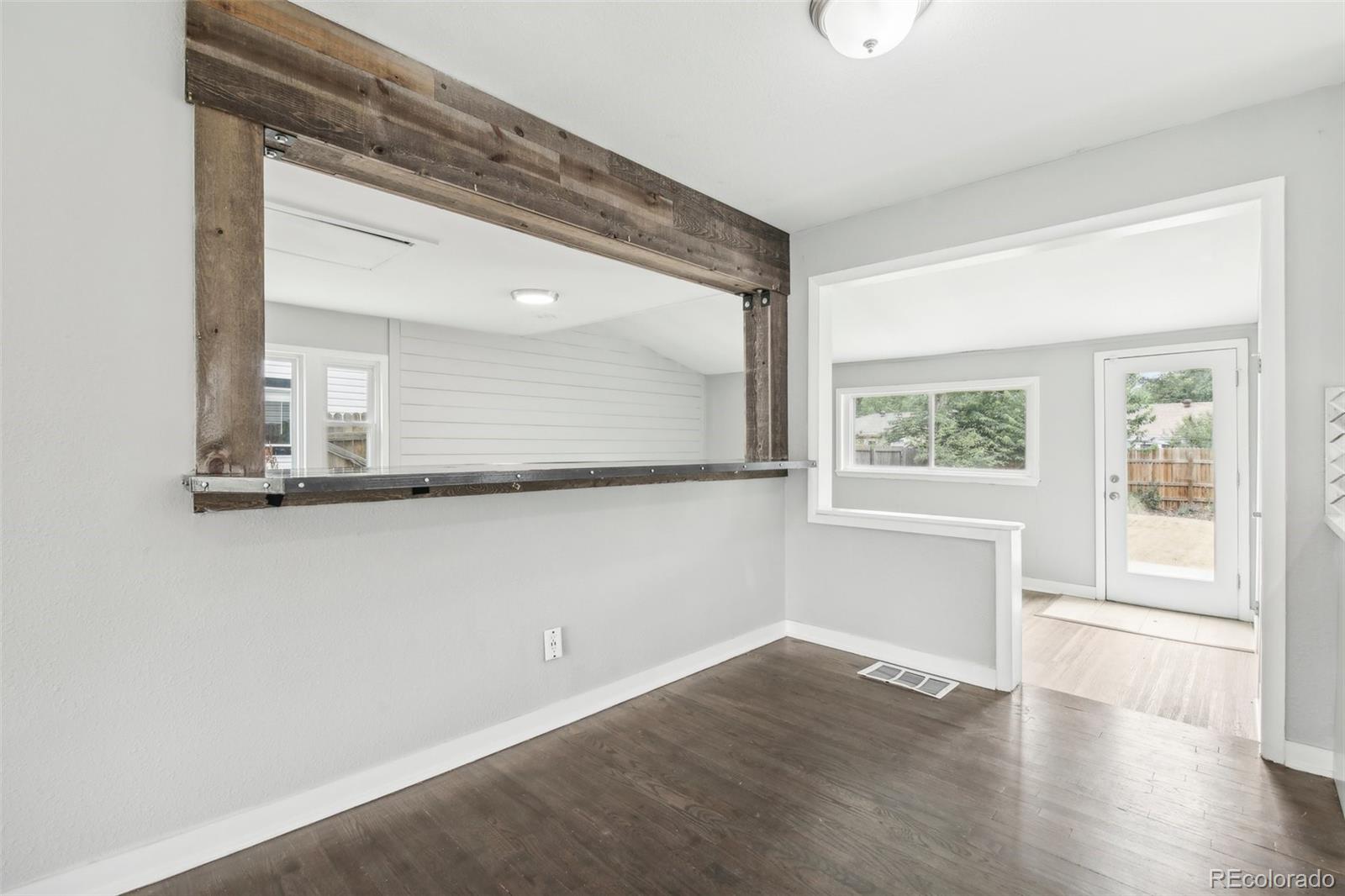 MLS Image #18 for 1285 s glencoe street,denver, Colorado