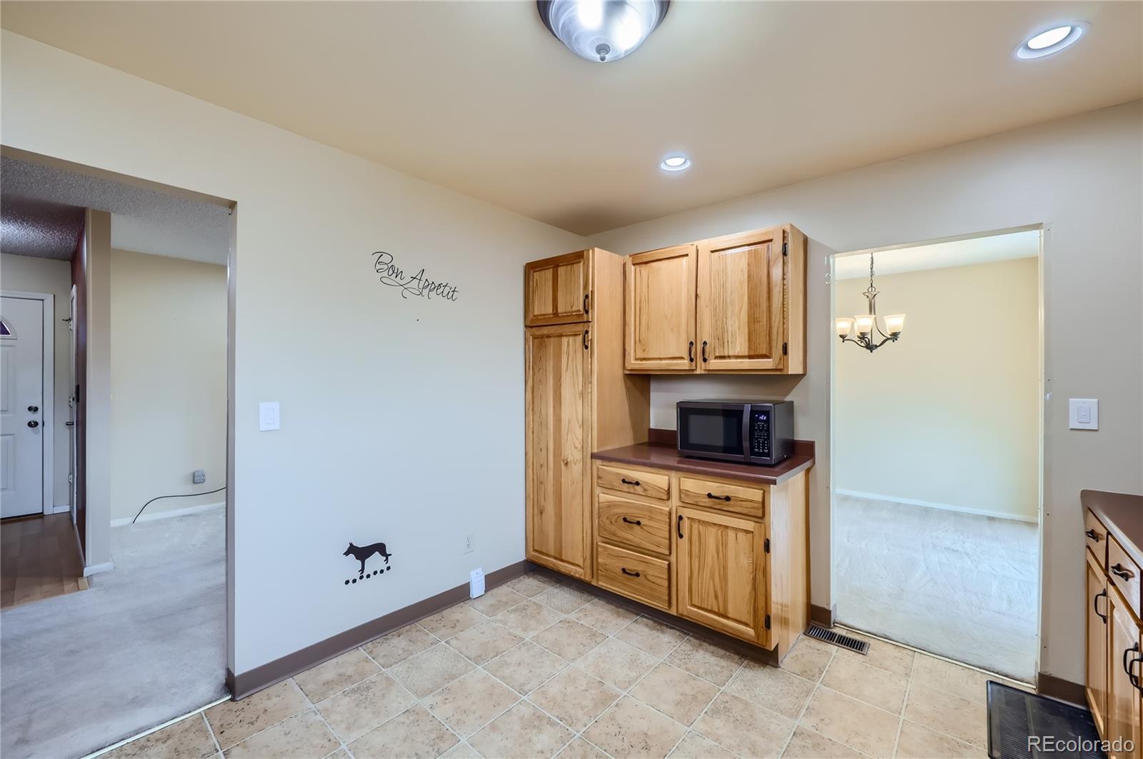 MLS Image #8 for 4909  hackamore drive,colorado springs, Colorado