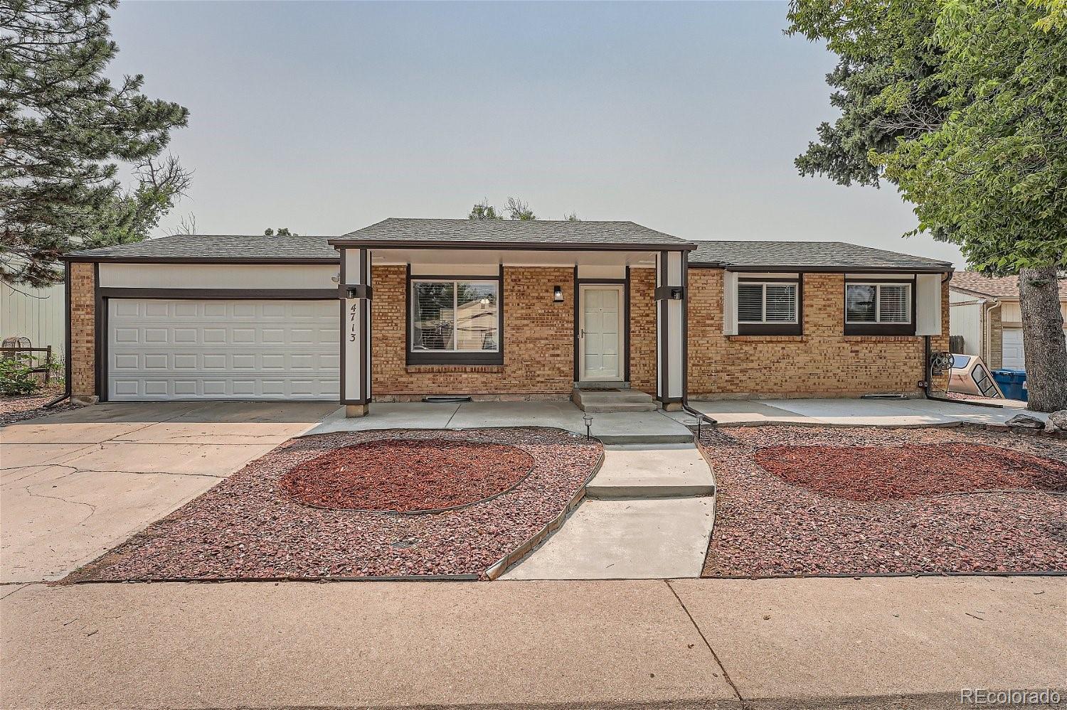 MLS Image #2 for 4713 s lewiston way,aurora, Colorado