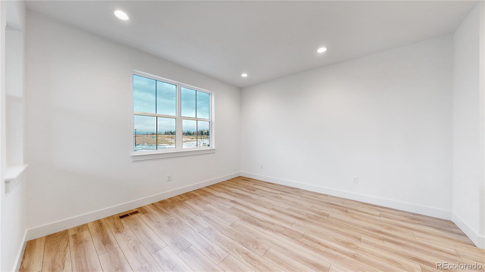 MLS Image #9 for 2857 e 103rd drive,denver, Colorado