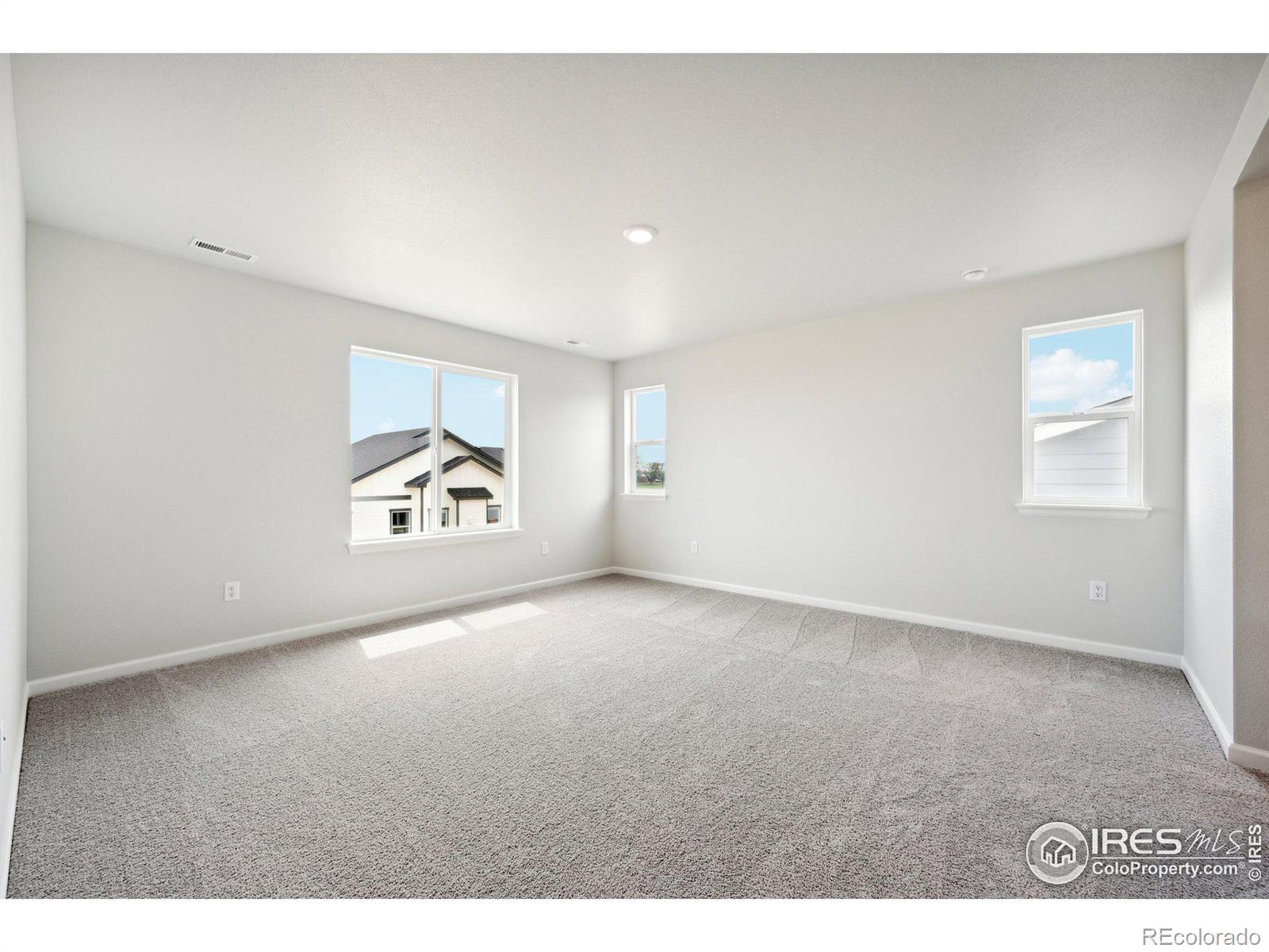 MLS Image #28 for 861  hummocky way,windsor, Colorado