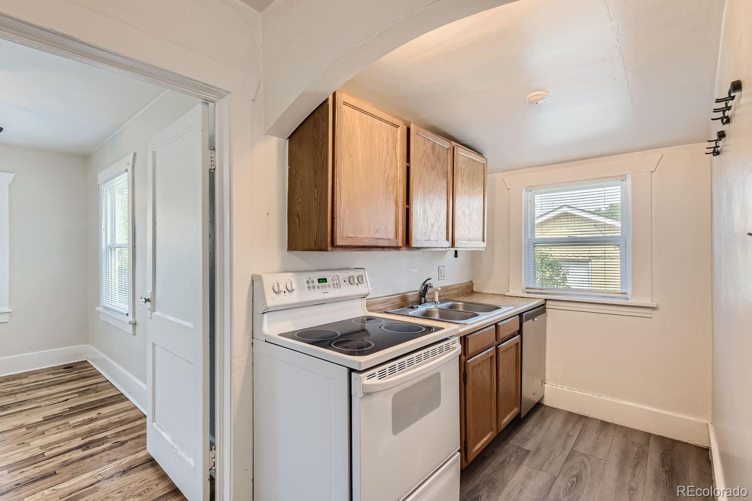 MLS Image #12 for 4710 s sherman street,englewood, Colorado