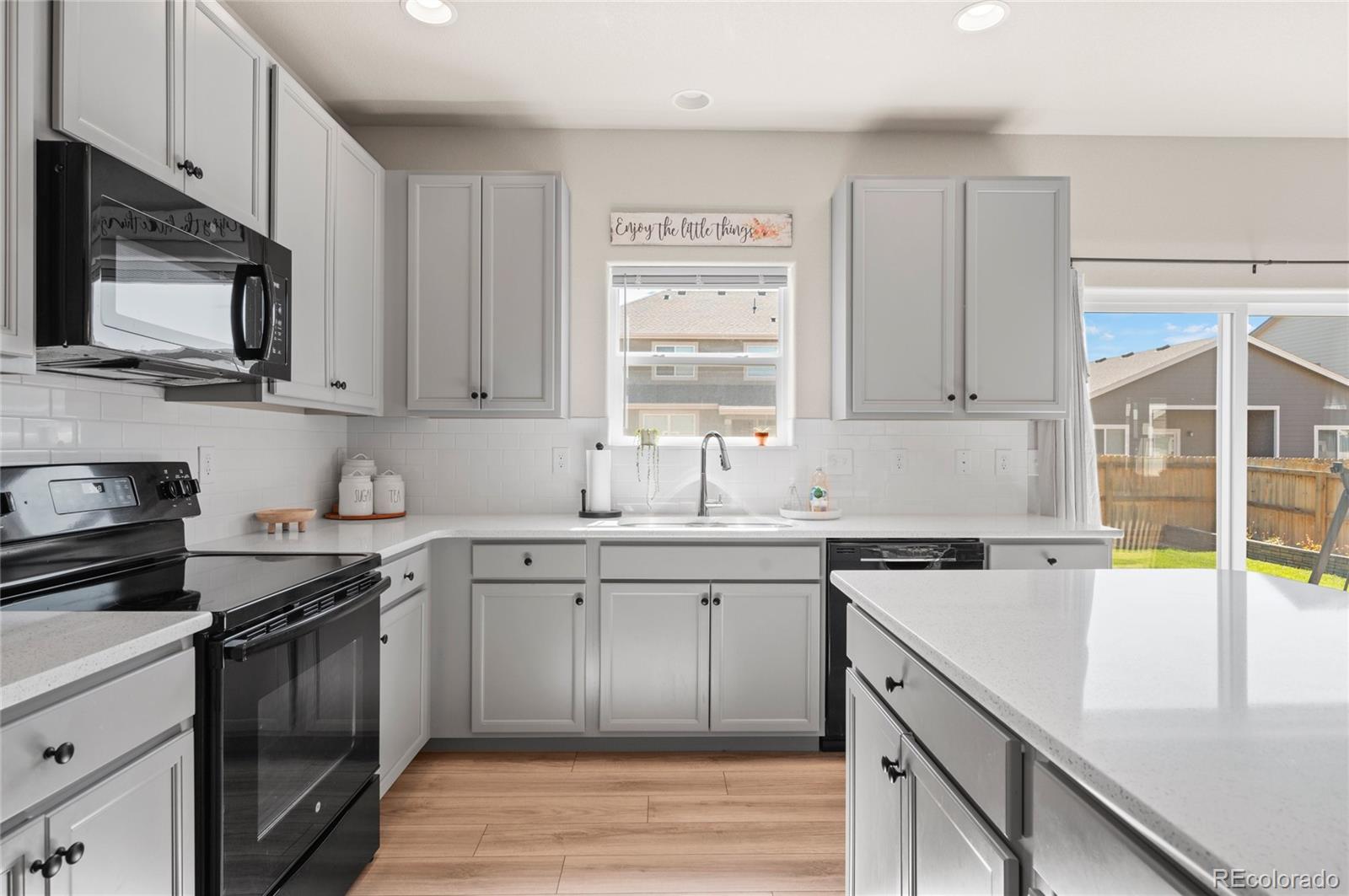 MLS Image #15 for 2587  tempest drive,colorado springs, Colorado