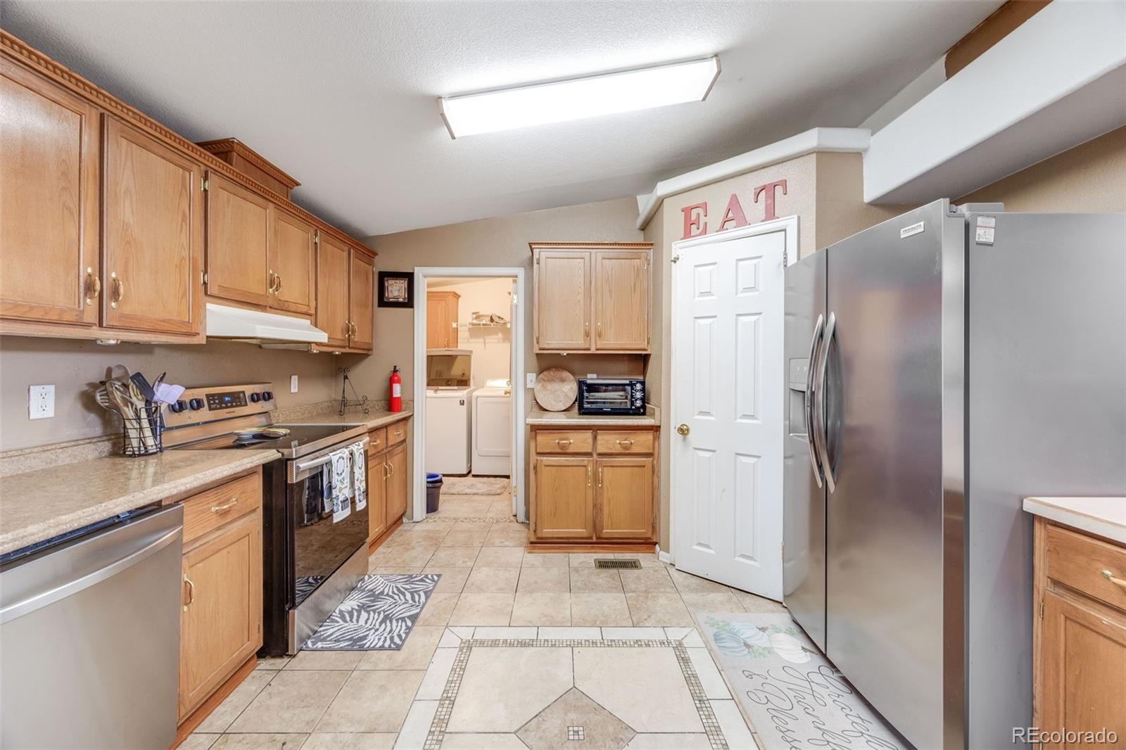 MLS Image #13 for 8137  lafayette street,denver, Colorado